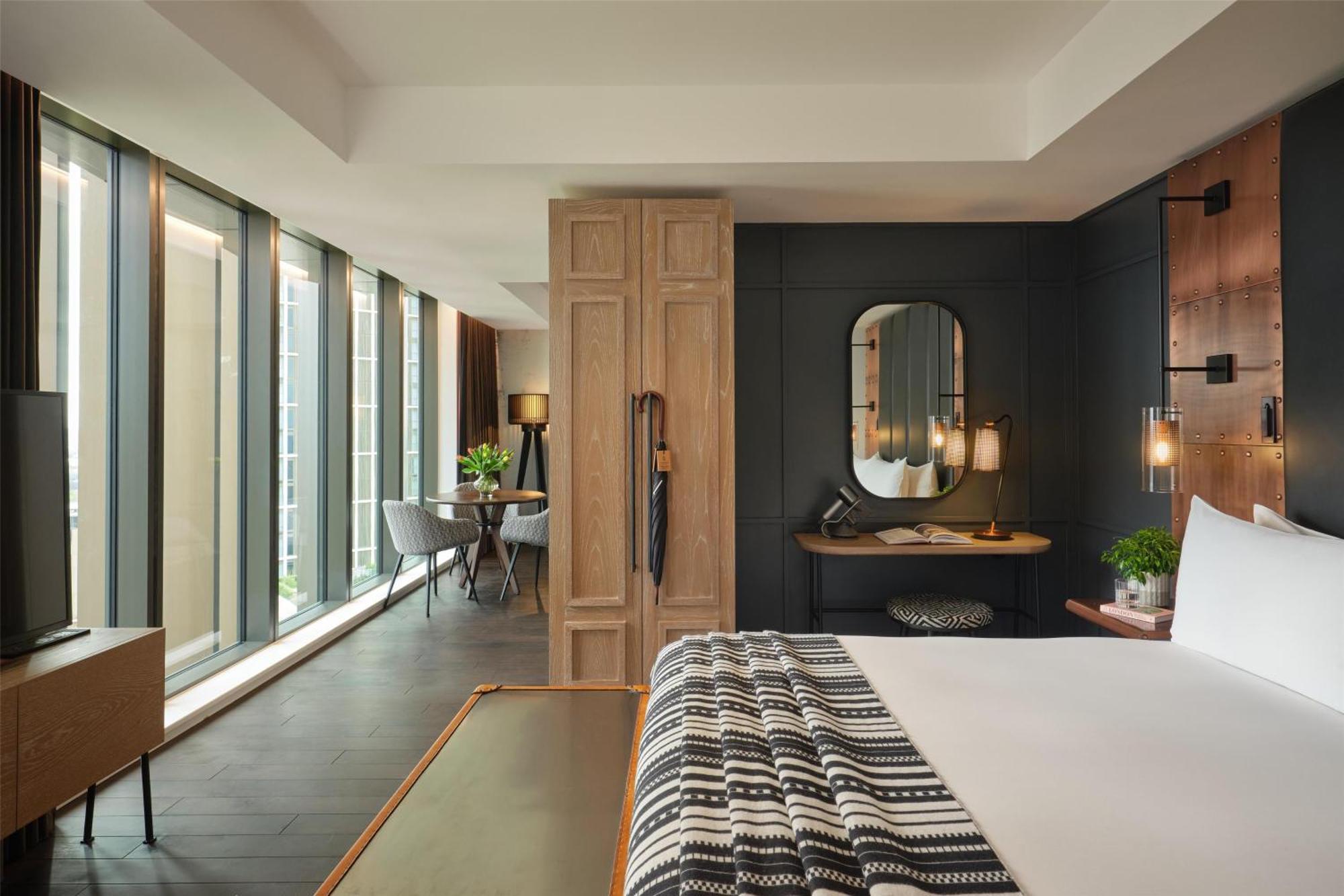 The Gantry London, Curio Collection By Hilton Hotel 4*
